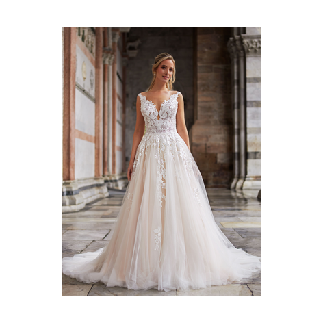 Tres Chic TC25226