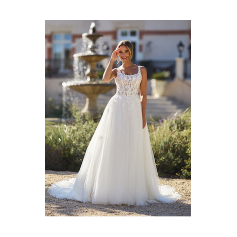 Tres Chic TC27213