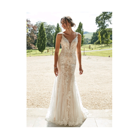 Romantica Shayna