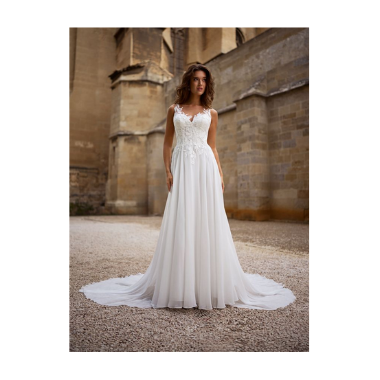 Tres Chic AA27615
