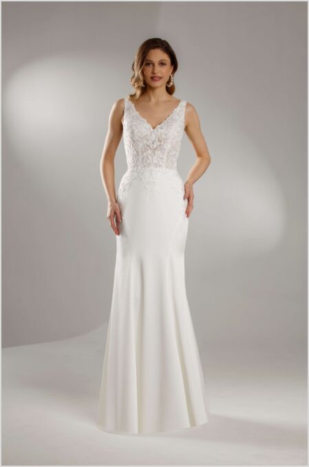 Bruidsmode inspiratie. Bruidsboutique La Romance is de bruidswinkel in de provincie Zuid-Holland. La Romance is gelegen in het landelijke Bleskensgraaf. Wij verkopen verschillende soorten trouwjurken en alle bijbehorende bruidsaccessoires. Bruidsschoenen, bruidslingerie, bruidssieraden, bruidssluiers en nog veel meer.