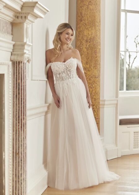 Romantica Renata - Bohemian trouwjurk