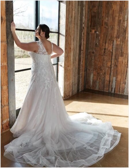 Grote maten trouwjurken. Trouwjurk Romantica JW240306.