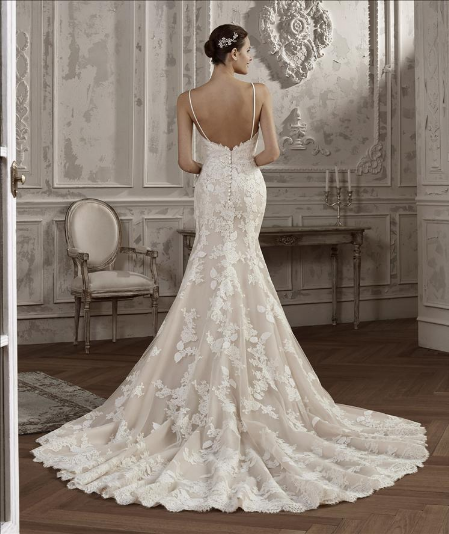 Bruidsjurk Pronovias: Aldabra. Bruidsboutique La Romance in de omgeving van Dordrecht heeft weer een prachtige collectie van het bruidsmerk Pronovias. Kom jij deze prachtige bruidsjapon passen in onze bruidswinkel?