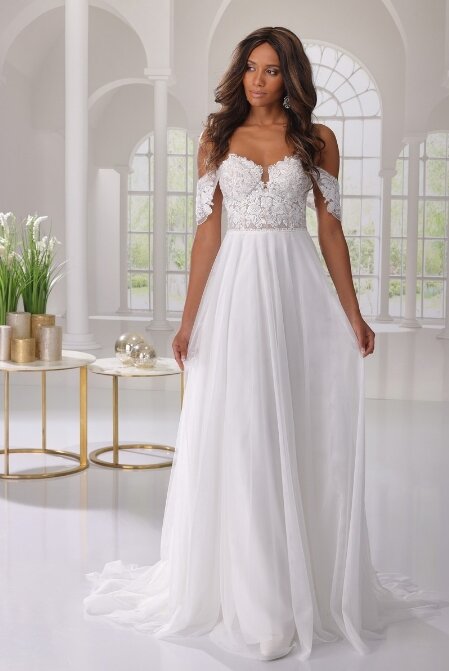 Bruidsmode Krimpen aan de Lek Bruidsmode Krimpen aan de Lek. Bruidsboutique La Romance is de bruidswinkel in de provincie Zuid-Holland. La Romance is gelegen in het landelijke Bleskensgraaf. Wij verkopen verschillende soorten trouwjurken en alle bijbehorende bruidsaccessoires. Bruidsschoenen, bruidslingerie, bruidssieraden, bruidssluiers en nog veel meer. Onze nieuwe collectie bruidsjurken is weer prachtig!