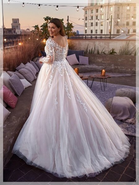 Pronovias | White One | Slick Pronovias | White One | Slick