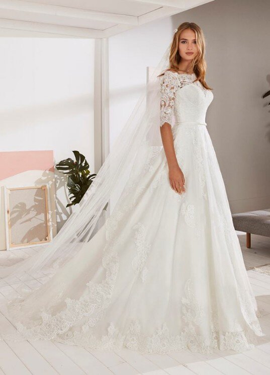 Bruidswinkel La Romance - Pronovias White One Bruidswinkel La Romance - Pronovias White One.