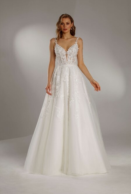 Trouwjurk prinses Trouwjurk prinses. Ben je op zoek naar een mooie prinsessen trouwjurk? Met de gevarieerde collectie prinsessen trouwjurken in het assortiment behoort Bruidsboutique La Romance tot de meest exclusieve bruidswinkels in de provincie Zuid-Holland.