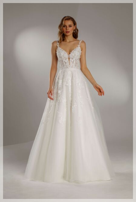 Trouwjurken voor bruiden boven de 40 jaar, met klassieke en moderne ontwerpen die comfort, elegantie en verfijning uitstralen.