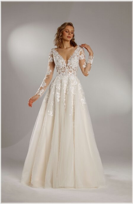 Bruidswinkel Bruidswinkel. Bruidsboutique La Romance is de bruidswinkel in de provincie Zuid-Holland. La Romance is gelegen in het landelijke Bleskensgraaf. Wij verkopen verschillende soorten trouwjurken en alle bijbehorende bruidsaccessoires. Bruidsschoenen, bruidslingerie, bruidssieraden, bruidssluiers en nog veel meer.