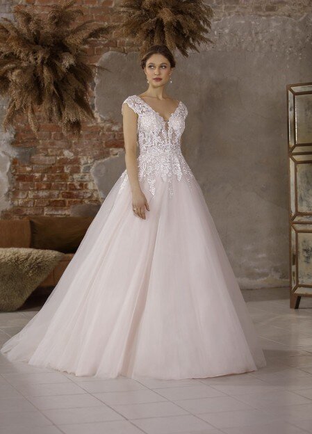 Bruidsmode Geldermalsen Bruidsmode Geldermalsen. Bruidsboutique La Romance is de bruidswinkel in de provincie Zuid-Holland. La Romance is gelegen in het landelijke Bleskensgraaf. Wij verkopen verschillende soorten trouwjurken en alle bijbehorende bruidsaccessoires. Bruidsschoenen, bruidslingerie, bruidssieraden, bruidssluiers en nog veel meer. Onze nieuwe collectie bruidsjurken is weer prachtig!