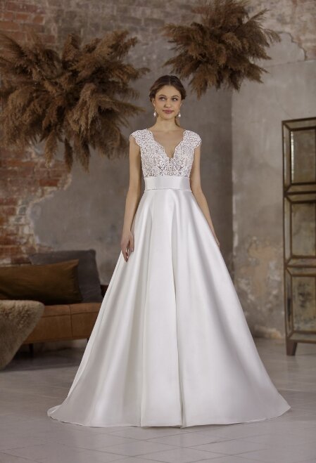 Bruidswinkel Blaricum. Bruidsboutique La Romance.