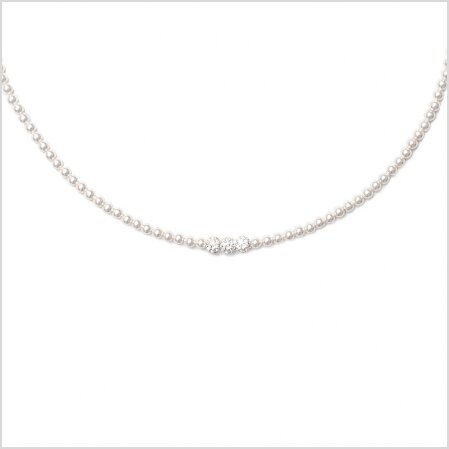 Marlot parelketting Abrazi Marlot parelketting Abrazi. Ben je op zoek naar de allermooiste Abrazi bruidssieraden? Bruidsboutique La Romance is de bruidswinkel in de provincie Zuid-Holland. La Romance is gelegen in het landelijke Bleskensgraaf. Wij verkopen verschillende soorten trouwjurken en alle bijbehorende bruidsaccessoires. Bruidsschoenen, bruidslingerie, bruidssieraden, bruidssluiers en nog veel meer. Onze nieuwe collectie bruidsjurken is weer prachtig!