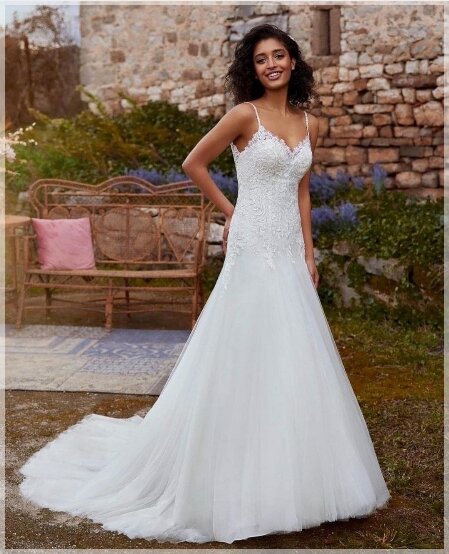 White One Pronovias Dinanga White One Pronovias Dinanga. Bruidsboutique La Romance.
