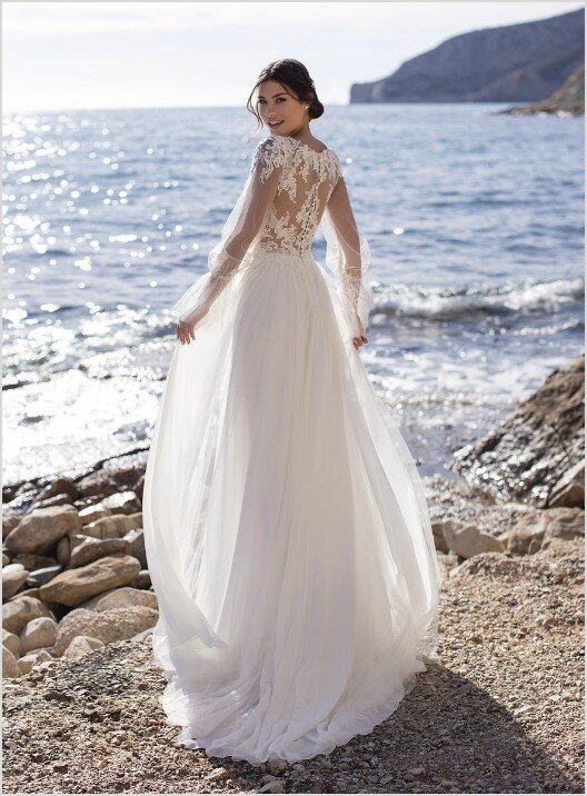 Pronovias Periwinkle Pronovias Periwinkle