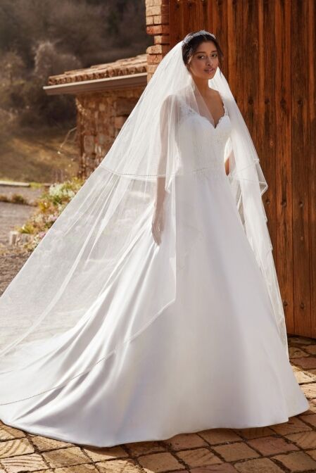 Pronovias Ai