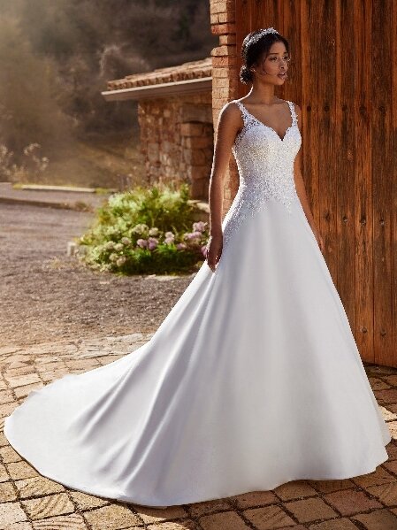 Pronovias