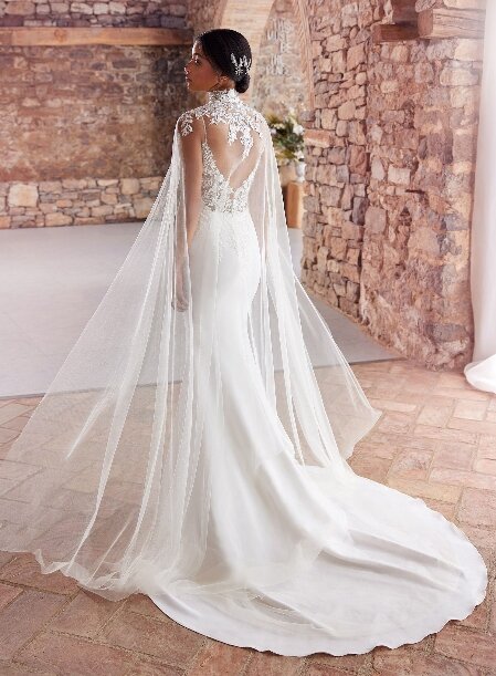 Pronovias Amawana. Bruidsboutique La Romance heeft weer een prachtige nieuwe collectie trouwjurken ingekocht. Ben je benieuwd naar onze nieuwe collectie bruidsjurken? Maak vrijblijvend een pasafspraak in onze bruidswinkel. Je bent van harte welkom bij Bruidsboutique La Romance Kerkstraat 29 2971 AK in Bleskensgraaf (Zuid-Holland).