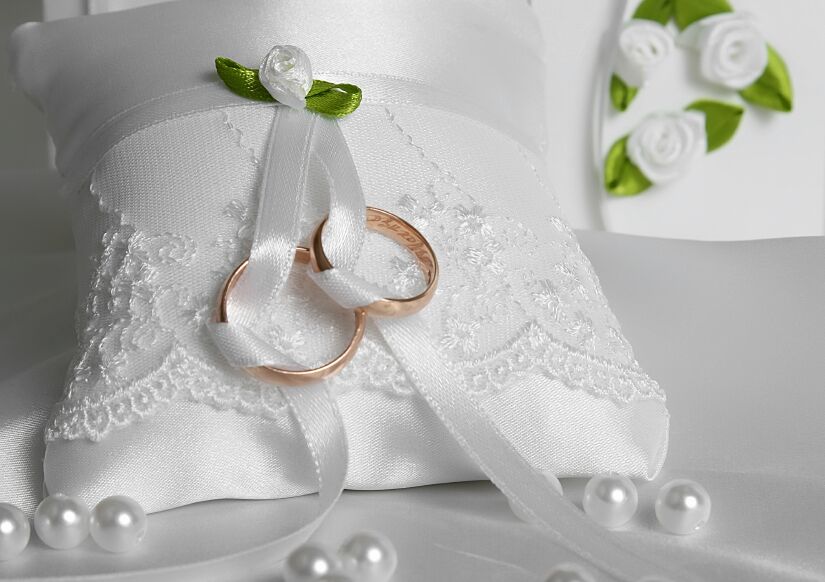 Draag je ringen in stijl met een elegant ringkussen.