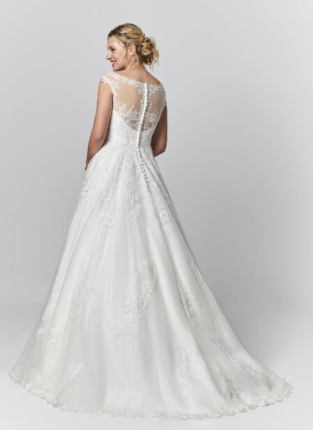 Bruidsjurk Romantica - PB0006. Kom jij deze bruidsjurk passen in onze bruidswinkel? Bruidsboutique La Romance voor de moderne, klassieke en romantische bruid.