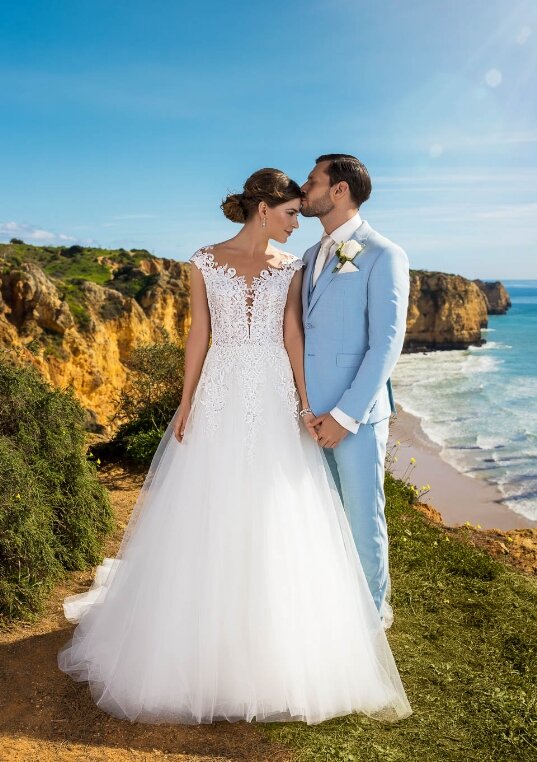 Bruidsjurk Tres Chic: 21248 Bruidsjurk Tres Chic: 21248. Bruidsboutique La Romance in de omgeving van Dordrecht heeft weer een prachtige collectie van het romantische bruidsmerk Tres Chic. Kom jij deze prachtige bruidsjapon passen in onze bruidswinkel?