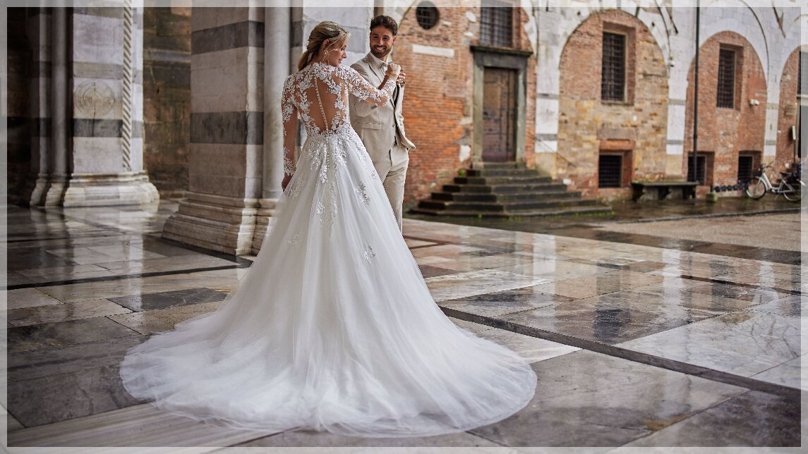 Afspraak maken trouwjurk passen Bruidsboutique La Romance