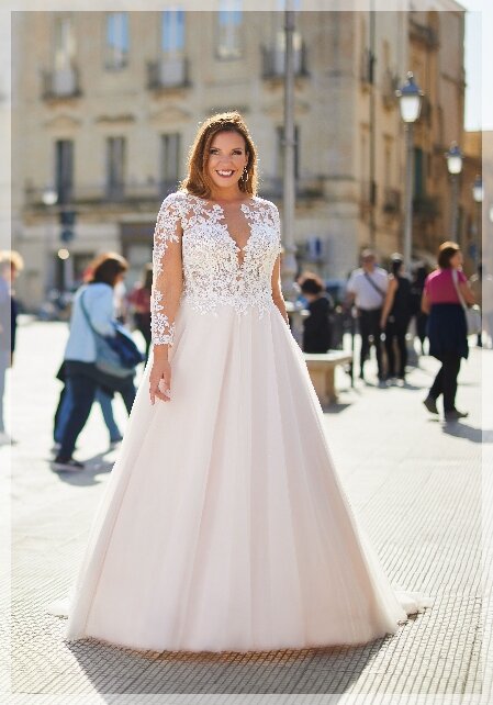 Tres Chic ME24323
