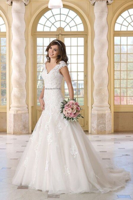 Tres Chic 9272SN
