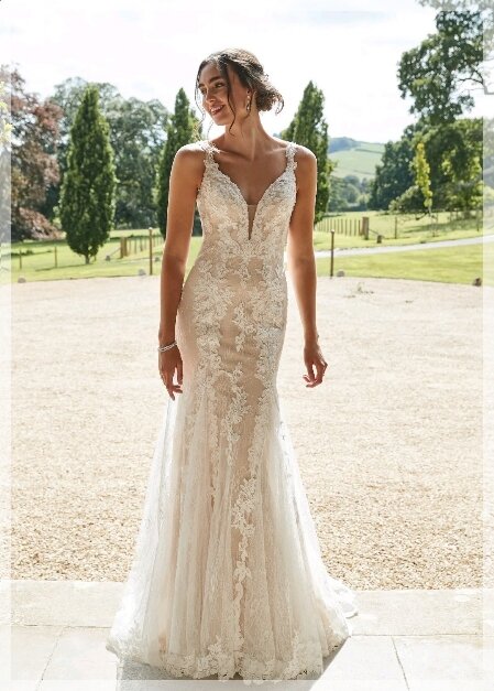 Romantica Shayna