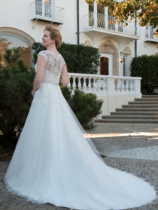Bruidsjapon Venus Bridal VW 8729 grote maten bruidsmode Bruidsjapon Venus Bridal VW 8729 grote maten bruidsmode