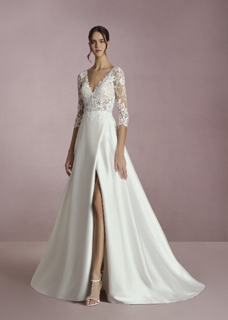 Bruidsmode Etten-Leur Bruidsmode Etten-Leur. Bruidsboutique La Romance.