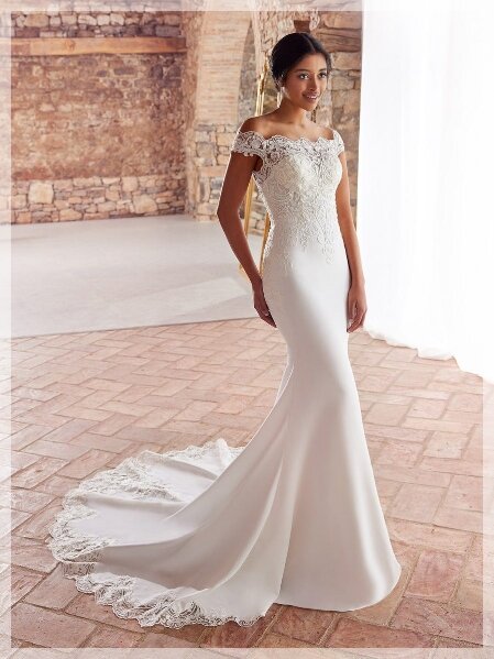Pronovias | White One | Agapi Pronovias | White One | Agapi
