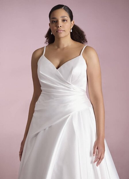 White One Pronovias Yukata White One Pronovias Yukata